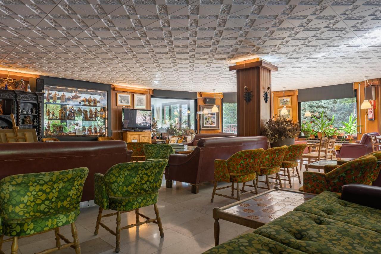 Hotel Cardos Ribera de Cardós Esterno foto