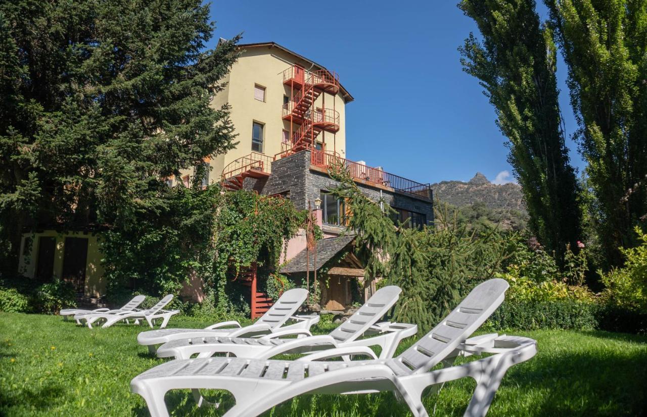 Hotel Cardos Ribera de Cardós Esterno foto